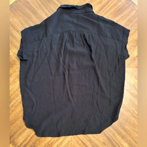 Madewell Button Up Sleeveless Blouse - Picture 2 of 4